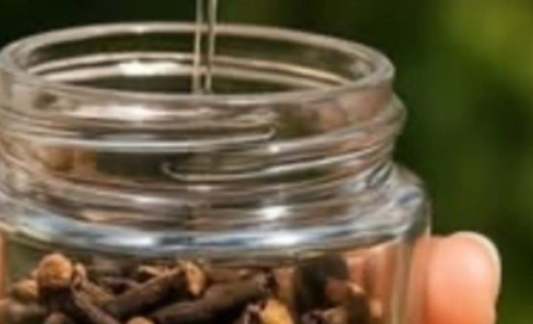 Use Baby Oil For Extreme Hair Growth